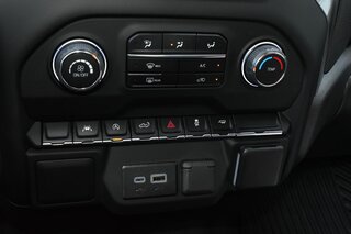 2024 Chevrolet Silverado 1500 2WD Crew Cab 147" Custom — photo 16