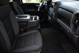 2024 Chevrolet Silverado 1500 2WD Crew Cab 147" Custom — photo 13