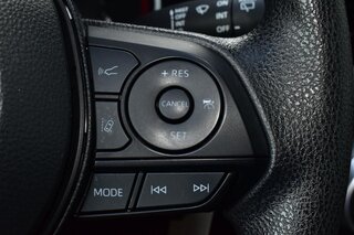 2025 Toyota Rav4 LE AWD (Natl) — photo 18
