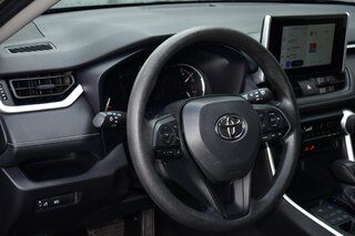 2025 Toyota Rav4 LE AWD (Natl) — photo 13