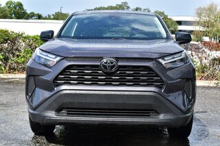 2025 Toyota Rav4 LE AWD (Natl) — photo 5