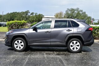 2025 Toyota Rav4 LE AWD (Natl) — photo 2