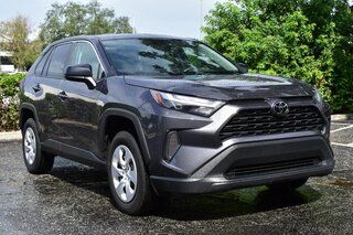 2025 Toyota Rav4 LE AWD (Natl) — photo 6