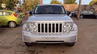 2010 Jeep Liberty SPORT — photo 3