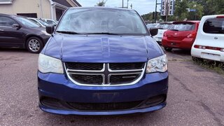 2011 Dodge Grand Caravan EXPRESS — photo 3