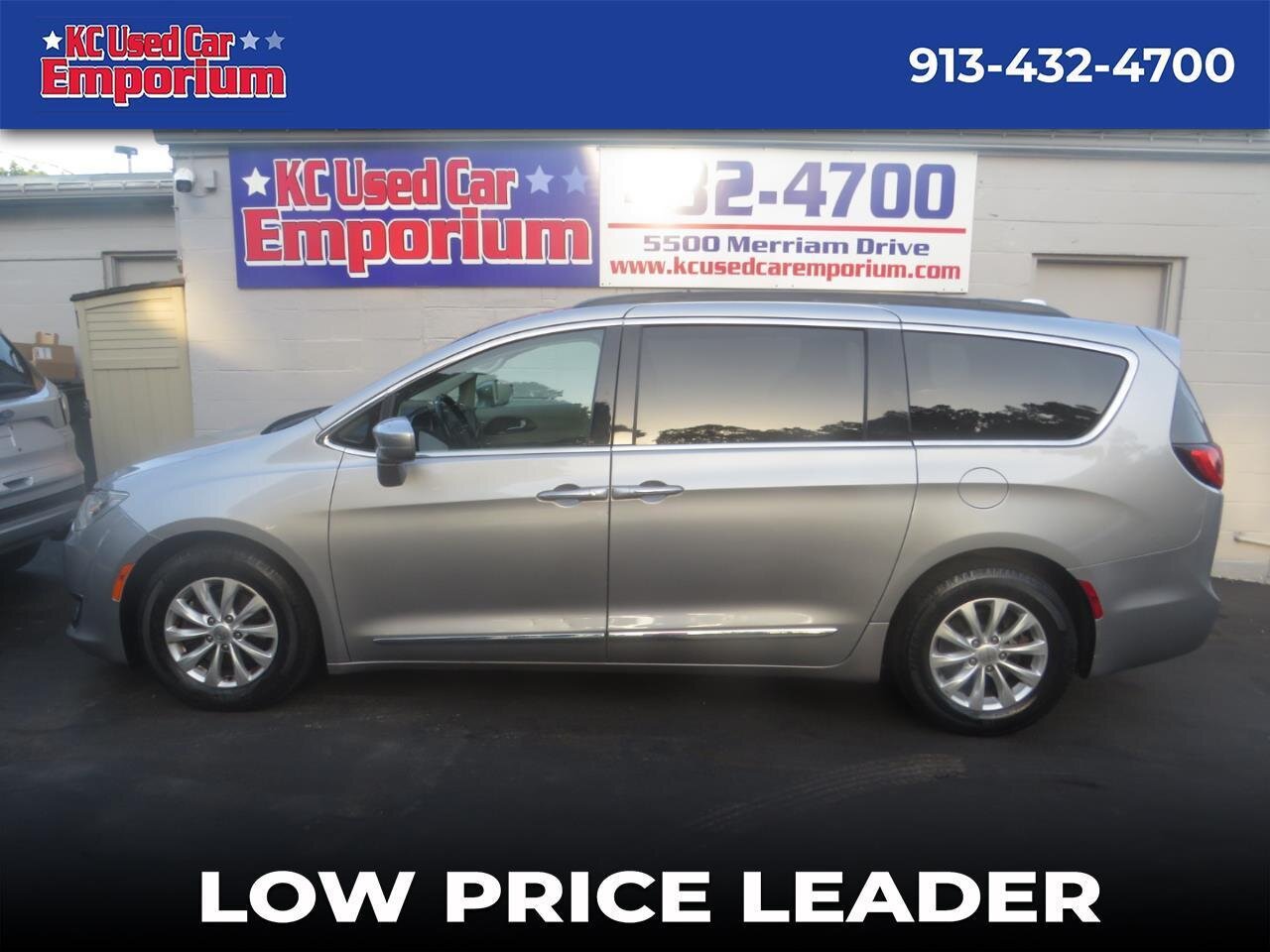 2017 Chrysler Pacifica, seller photo
