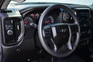 2026 Chevrolet Silverado 1500 2WD Crew Cab 147" Custom — photo 16