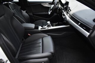 2025 Audi A5 Sportback S line Premium 45 TFSI quattro — photo 12