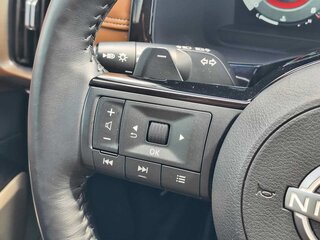 2024 Nissan Pathfinder Platinum — photo 21