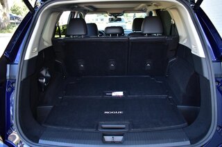 2025 Nissan Rogue FWD SL — photo 14