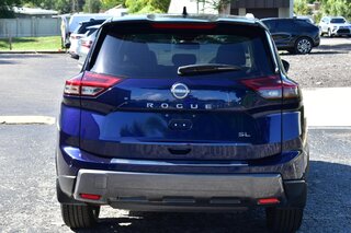 2025 Nissan Rogue FWD SL — photo 4