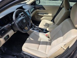 2017 Honda Accord Hybrid Touring — photo 6