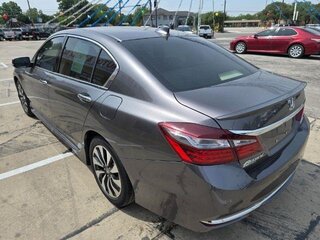 2017 Honda Accord Hybrid Touring — photo 5