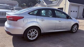 2016 Ford Focus SE — photo 4