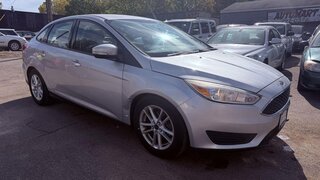 2016 Ford Focus SE — photo 1