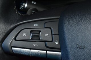 2025 Cadillac XT4 FWD 4dr Premium Luxury — photo 23