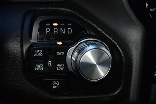 2023 Ram 1500 Laramie 4x4 Crew Cab 5'7" Box — photo 19