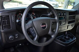 2021 GMC Savana Cargo Van RWD 2500 135" — photo 14
