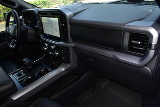 2025 Ford F-150 XLT 4WD SuperCrew 5.5' Box — photo 15