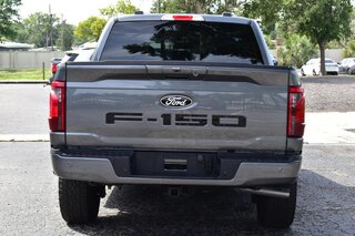 2025 Ford F-150 XLT 4WD SuperCrew 5.5' Box — photo 4