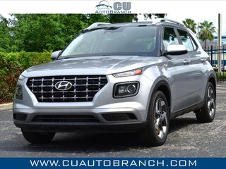 2025 Hyundai Venue SEL IVT — photo 1