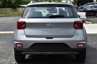 2025 Hyundai Venue SEL IVT — photo 4
