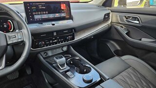 2026 Nissan Rogue Platinum — photo 16