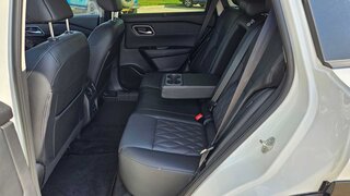 2026 Nissan Rogue Platinum — photo 11