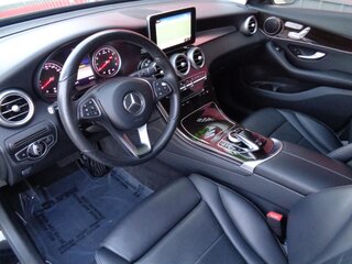 2016 Mercedes-Benz GLC-Class GLC300 — photo 2