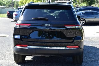 2022 Jeep Grand Cherokee 4XE 4D SUV 4WD — photo 4
