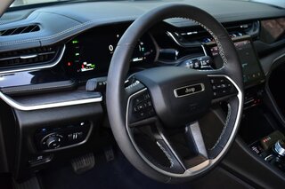 2022 Jeep Grand Cherokee 4XE 4D SUV 4WD — photo 16
