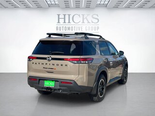 2025 Nissan Pathfinder Rock Creek — photo 5