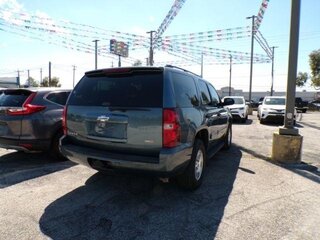 2010 Chevrolet Tahoe LS 2WD — photo 2