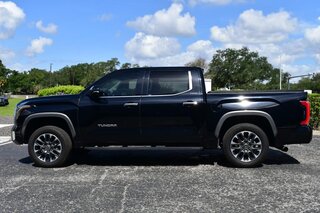 2022 Toyota Tundra Limited CrewMax 5.5' Bed (Natl) — photo 2