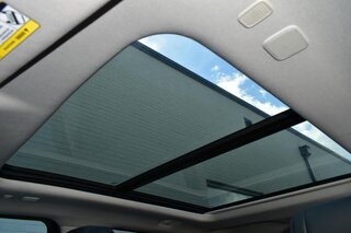 2022 Toyota Tundra Limited CrewMax 5.5' Bed (Natl) — photo 15