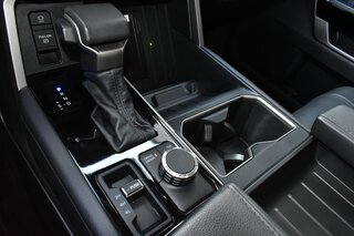 2022 Toyota Tundra Limited CrewMax 5.5' Bed (Natl) — photo 16
