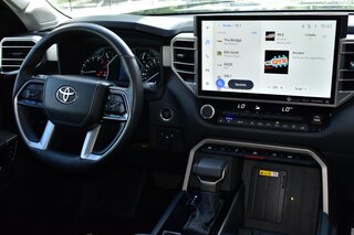2022 Toyota Tundra Limited CrewMax 5.5' Bed (Natl) — photo 10