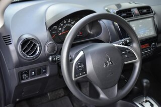 2024 Mitsubishi Mirage ES CVT — photo 13
