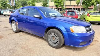 2014 Dodge Avenger SE — photo 1