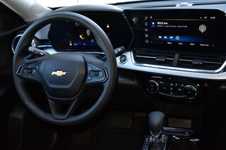 2024 Chevrolet Trax FWD 4dr LT — photo 10