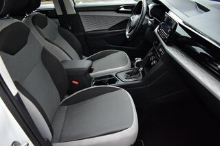 2024 Volkswagen Taos S FWD — photo 11
