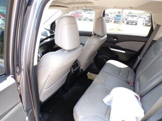 2016 Honda CR-V Touring — photo 4