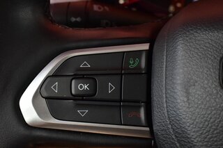 2022 Jeep Compass Latitude Lux — photo 20
