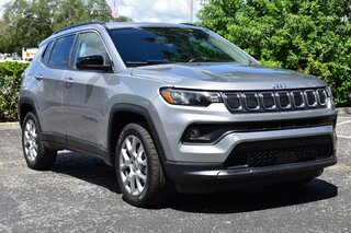 2022 Jeep Compass Latitude Lux — photo 6