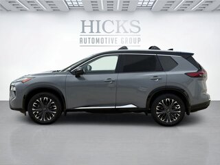 2025 Nissan Rogue Platinum — photo 8