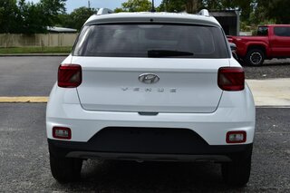 2025 Hyundai Venue SEL IVT — photo 4