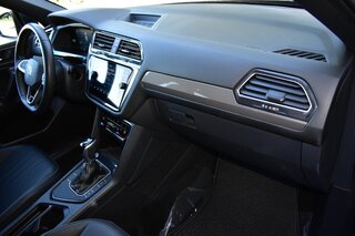 2023 Volkswagen Tiguan 2.0T SE R-Line Black FWD — photo 15