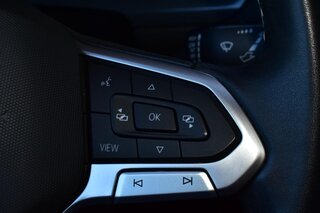2023 Volkswagen Tiguan 2.0T SE R-Line Black FWD — photo 24