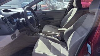 2010 Honda Insight EX — photo 6