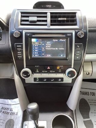 2012 Toyota Camry SE — photo 12